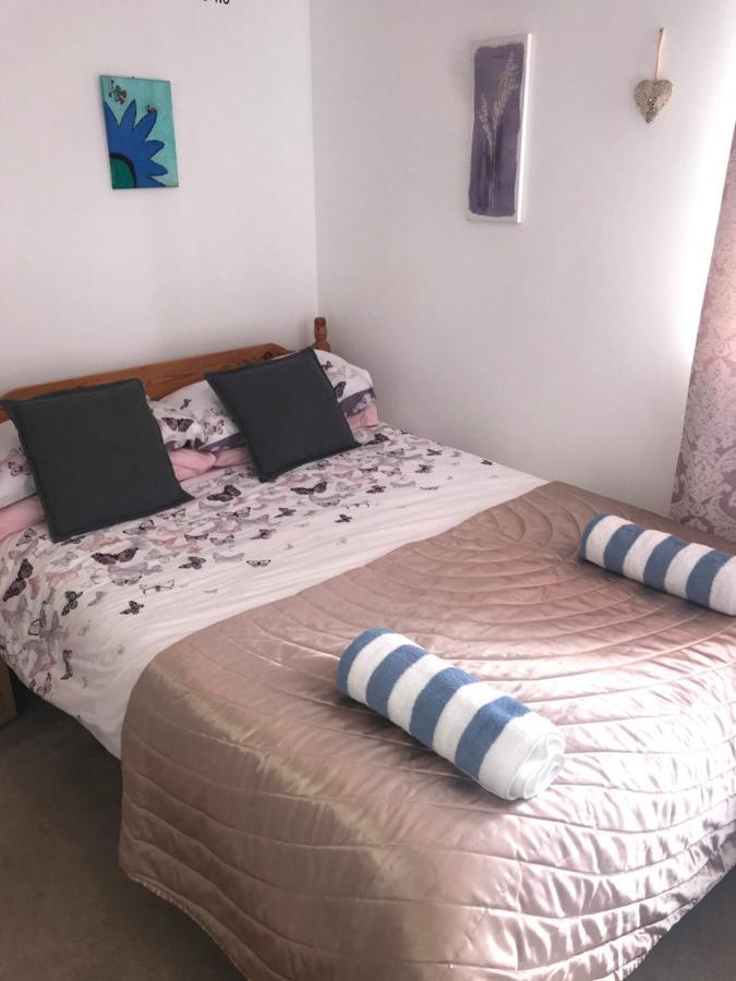 Modern And Bright Home In Quiet And Central Area 인버네스 외부 사진
